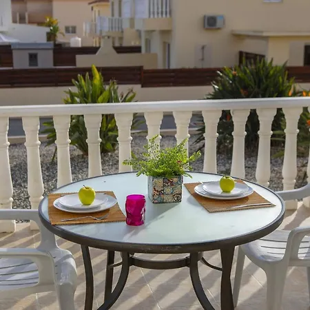 You Will Love This Luxury Close To The Beach, 1360