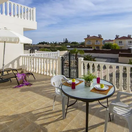 You Will Love This Luxury Close To The Beach, 1360 别墅