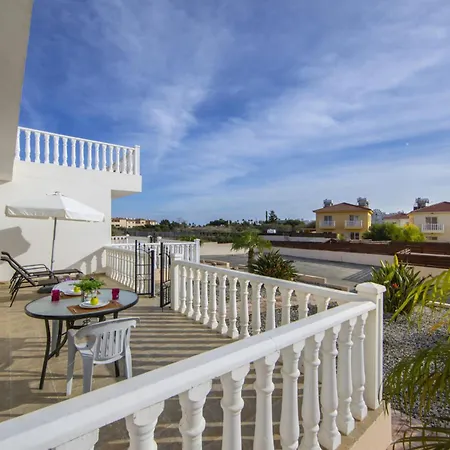 You Will Love This Luxury Close To The Beach, 1360 别墅 圣纳帕